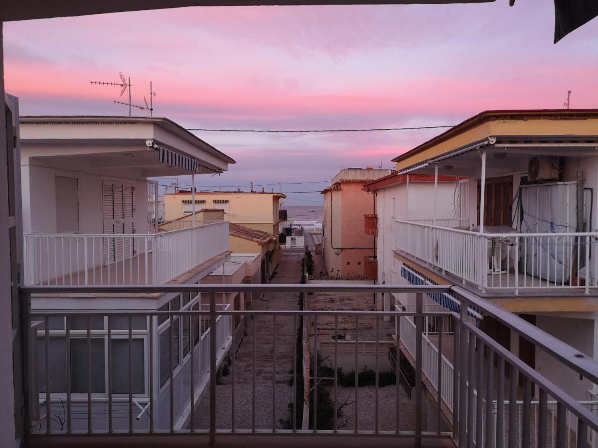 Apartamento Con Vistas Al Mar Oliva Luaran gambar